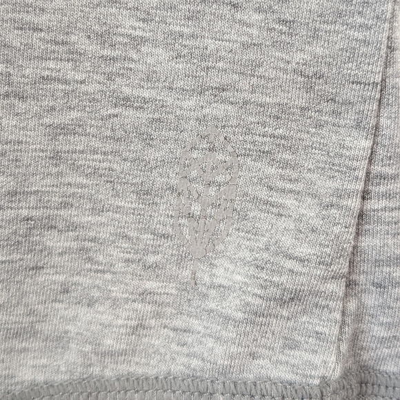 Indygena (Canadian Brand) Women's Oversized Tshirt ~ Size Small - Picture 10 of 12